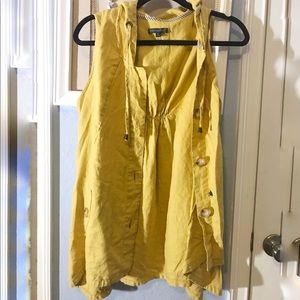 Retro sleeveless rain coat